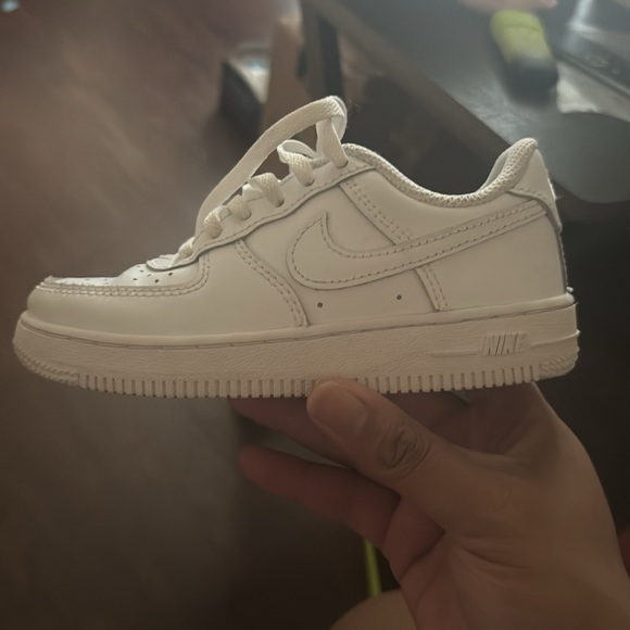 Children’s white air force ones - Picture 4 of 5